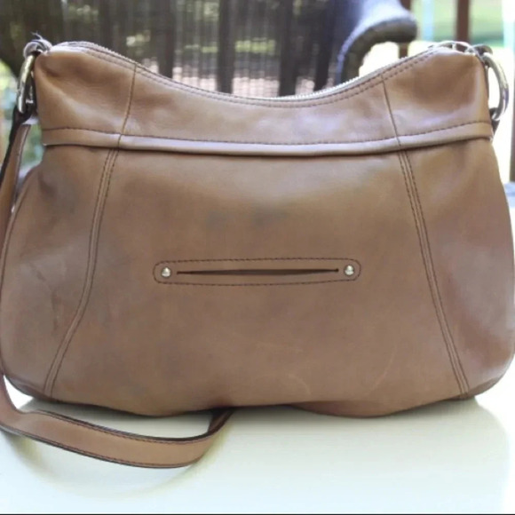 B. Makowsky cross body bag - Picture 2 of 11